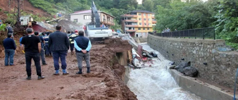 Rize'de sel felaketinin yaşandığı bölgelerde TOKİ konutları kurulacak