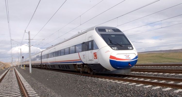 İzmir - Ankara Yüksek Hızlı Treni 2018’de test sürüşlerine başlayacak