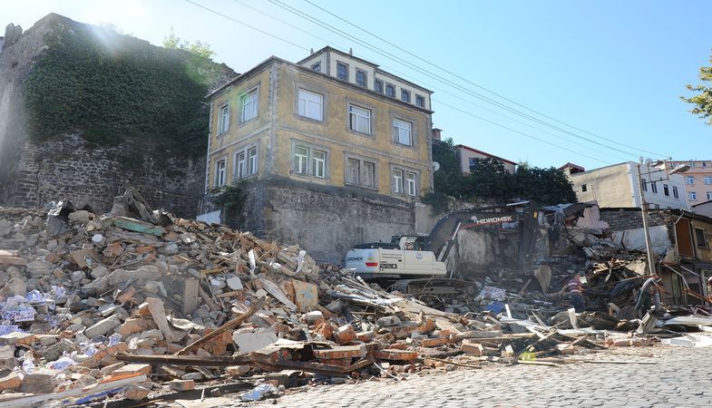 Trabzon Tabakhane Kentsel Dönüşüm Projesi’nde 430 Bina Yıkıldı!