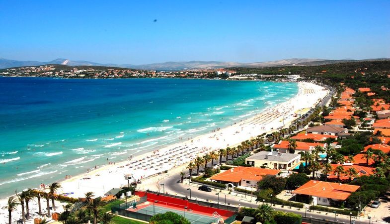 Çeşme'de 6 gayrimenkul satılacak 