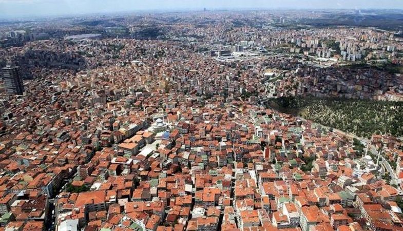 İstanbul'daki korkutan depremde olumsuz durum yaşanmadı