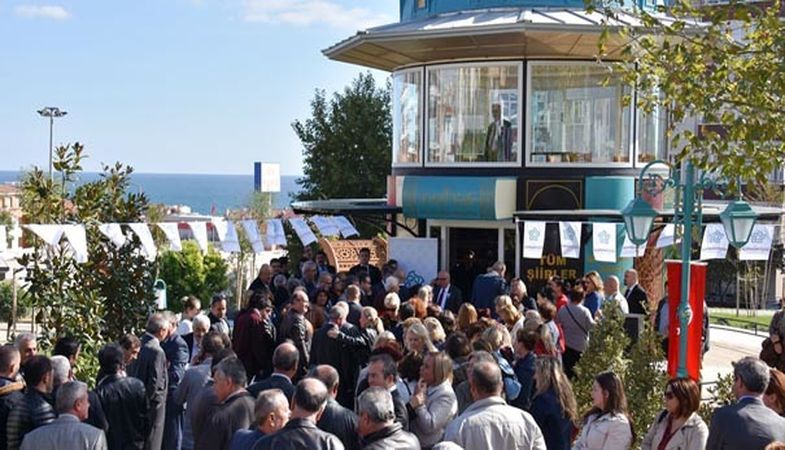 Türkiye’nin İlk Okuma Parkı Hizmete Açıldı