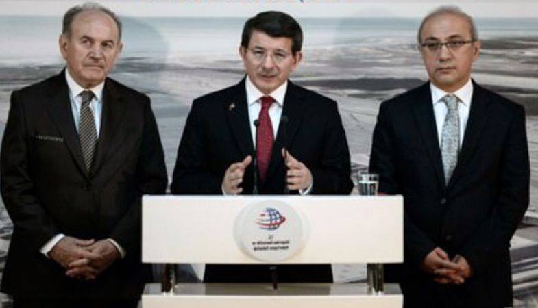 Başbakan Davutoğlu’ndan 3. Havalimanı Açıklaması
