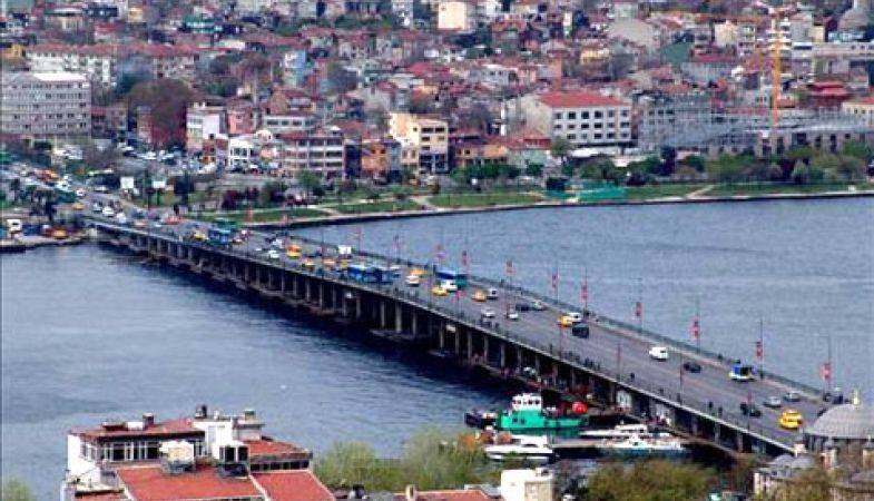 Atatürk Köprüsü Bu Gece Trafiğe Kapanıyor